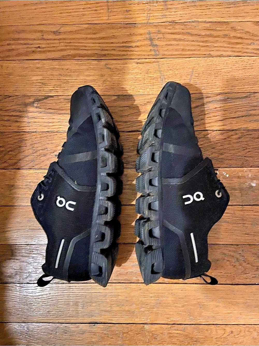 On Cloud 6 Waterproof Black Athletic Shoes US W 7.5